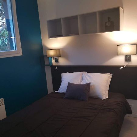 Appartements De L'Auberge Du Chemin De Fer ลาเนสแตร์ ภายนอก รูปภาพ